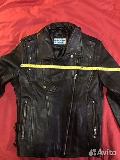 Байкерская куртка женская