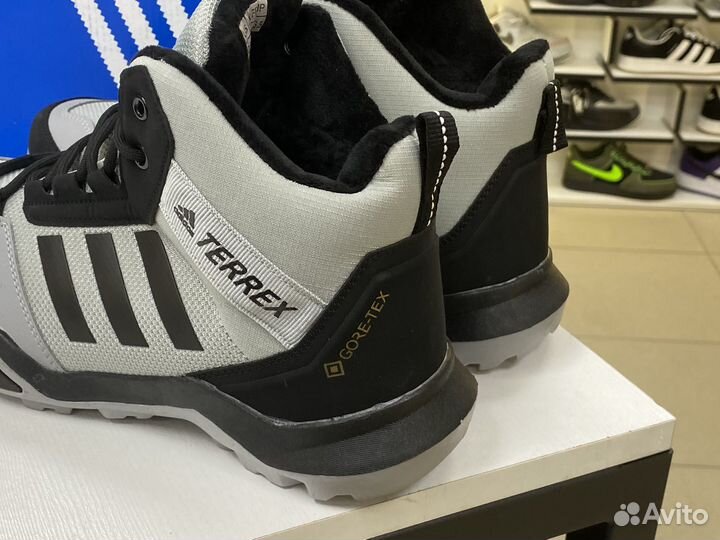 Кроссовки зимние Adidas Terrex