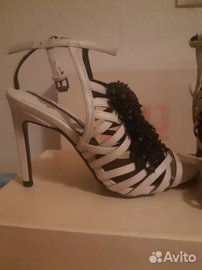 Обувь женская босоножки