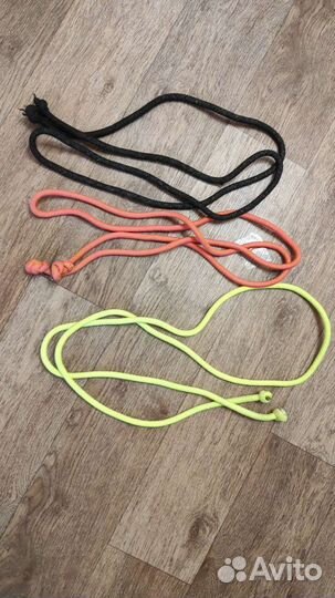 Гимнастическая скакалка