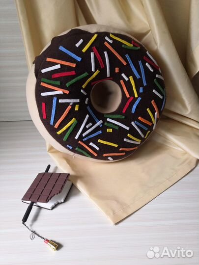 Декор для кухни подушка Шоколадный Пончик