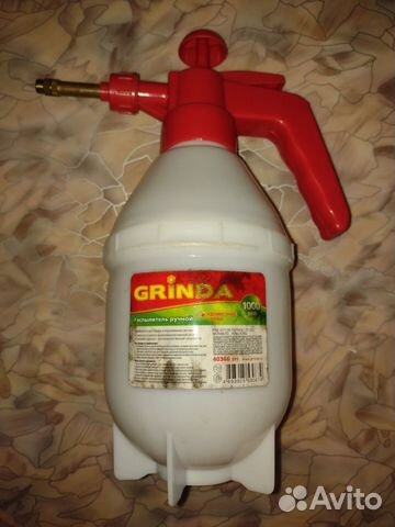 Опрыскиватель садовый помповый 1л