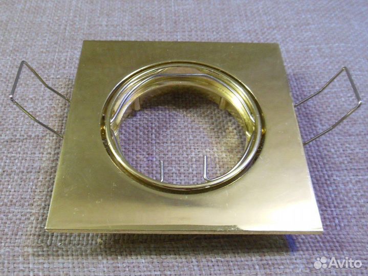 Светильники декоративные встраиваемые MR16