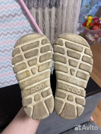 Ботинки демисезонные для девочки 22 размер ecco