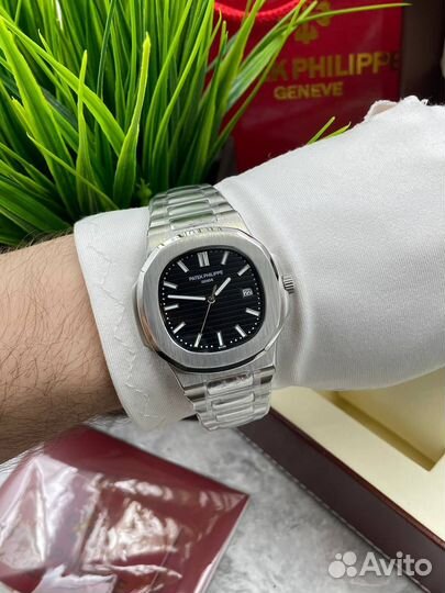 Часы Patek Philippe Nautilus механика мужские