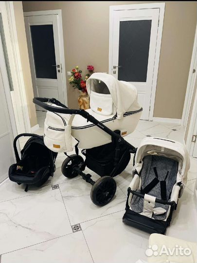 Коляска 3 в 1 Delorean smart