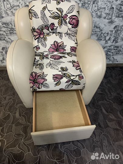 Продам кресло
