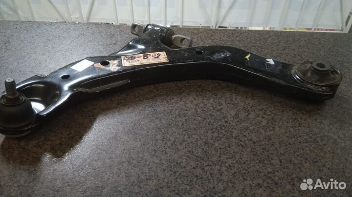 Рычаг передний нижний левый Kia Cerato