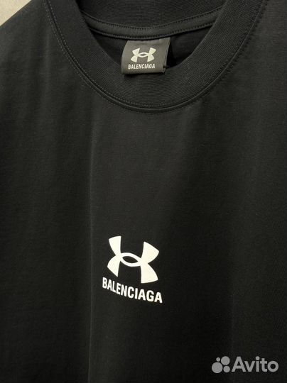 Крутая футболка Balenciaga