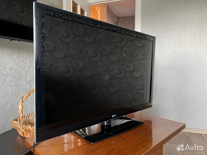 Телевизор LG 42LK530