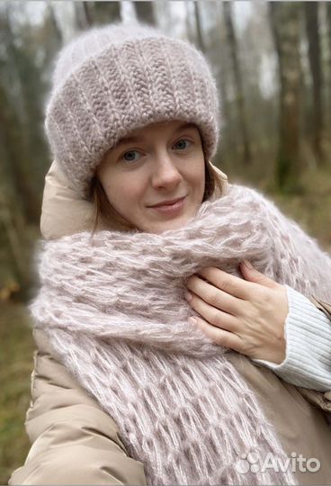 Комплект шапка и шарф ручной работы