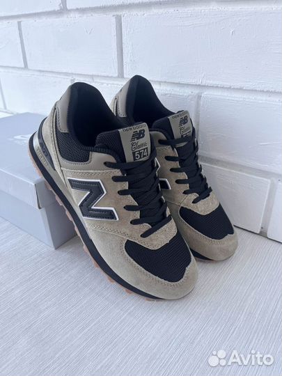 Новые мужские кроссовки New Balance