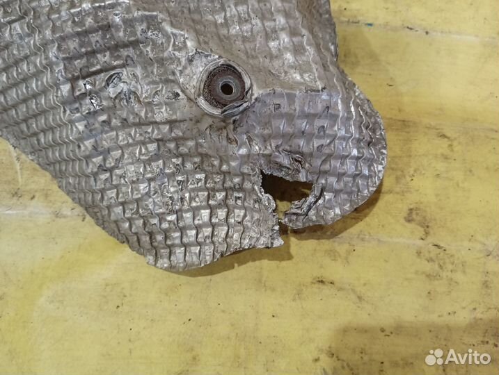 Экран тепловой Suzuki Grand Vitara 2005-2015 2.4