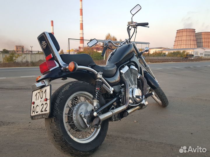 Suzuki VS400