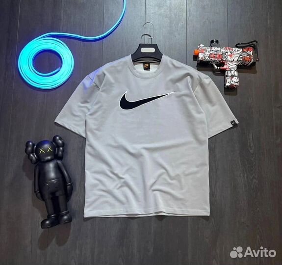 Летняя футболка Nike