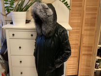 Кожаная куртка с капюшоном чернобурка