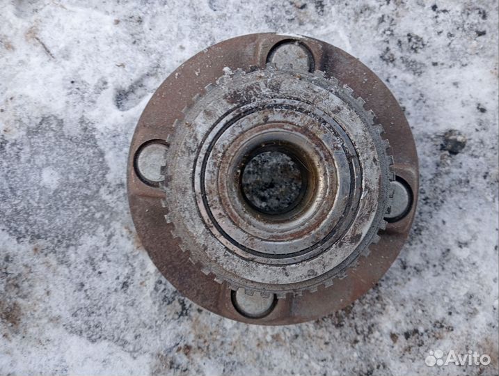 Задние ступицы Ниссан примера