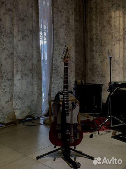 Электрогитара Squier Fender