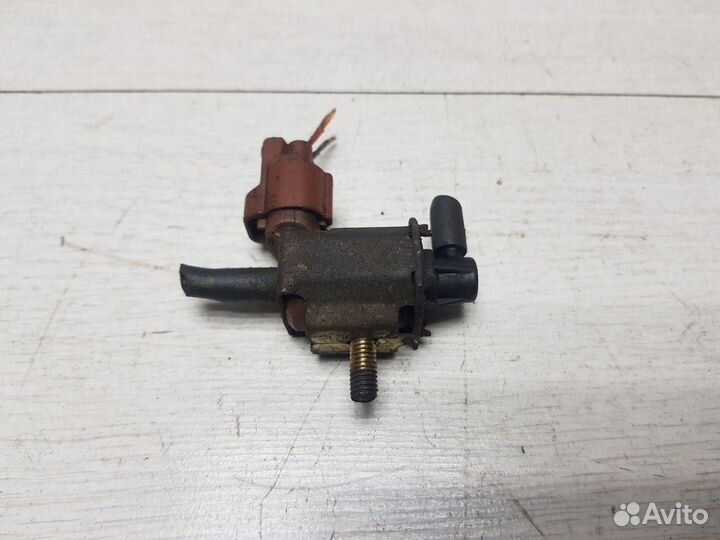 Электромагнитный клапан Mitsubishi Carisma 4G92