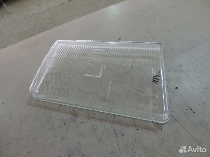 Стекло фары газ-31029, М-2141, ЗИЛ-5301 правое