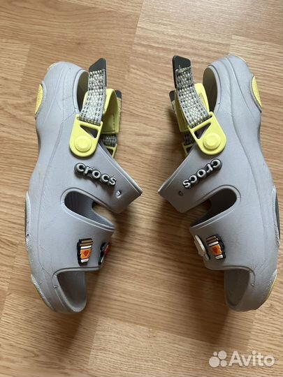 Сандалии crocs w8