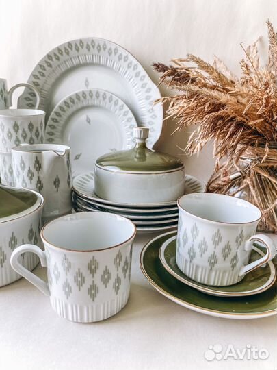 Чайно кофейный сервиз Volkstedt ГДР