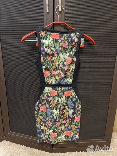 Платье pull bear xs