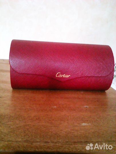 Продам солнцезащитные очки Cartier. Женская модель