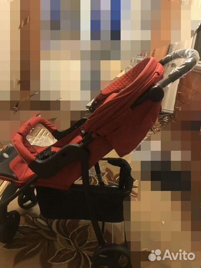Прогулочная коляска
