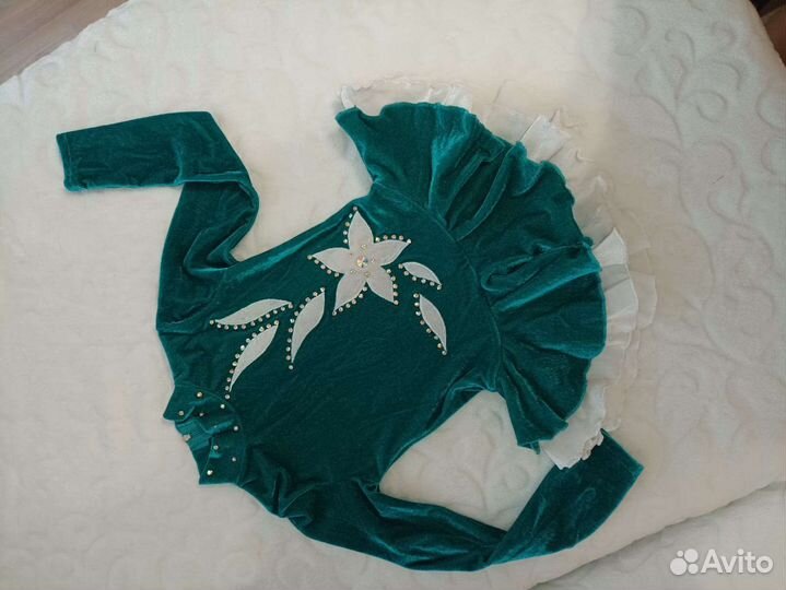 Костюм для фигурного катания