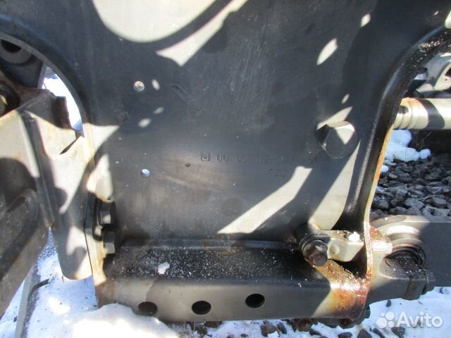 Кронштейн усилителя переднего бампера Mercedes Ben