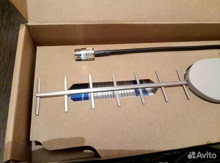 Внешняя направленная Wi-Fi антенна ANT24 12 dBi