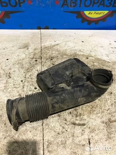 Резонатор воздушного фильтра Opel Astra H