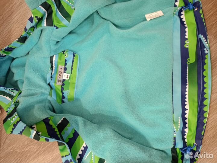 Продам ветровку в отл. Состоянии размер 74