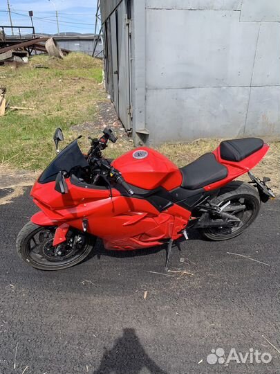 Электромотоцикл Ducati panigale