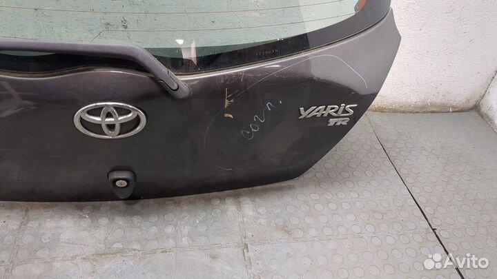 Крышка багажника Toyota Yaris, 2009