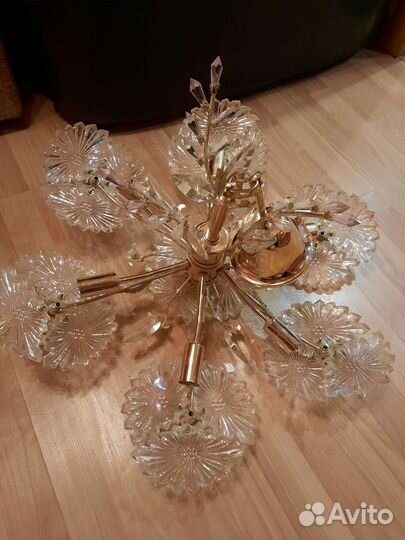 Люстра потолочная