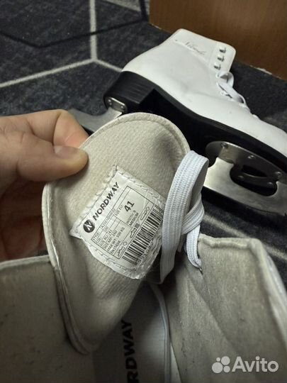 Коньки фигурные