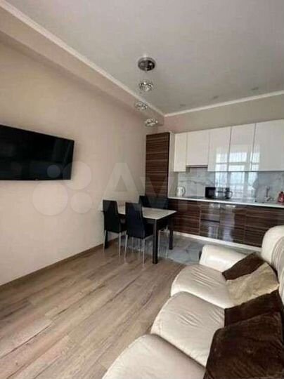 2-к. квартира, 40 м², 13/13 эт.