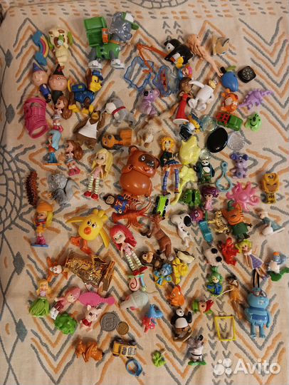 Игрушки пакетом киндер сюрприз