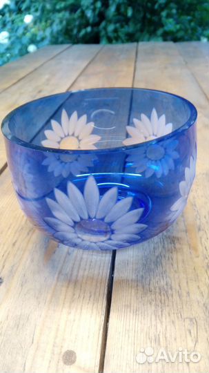 Ваза хрустальная синяя с подсолнухами СССР