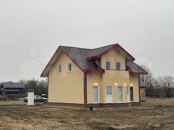 Дом 141,1 м² на участке 12 сот.