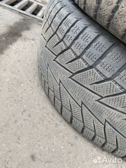 Hankook Radial H406 245/45 R18