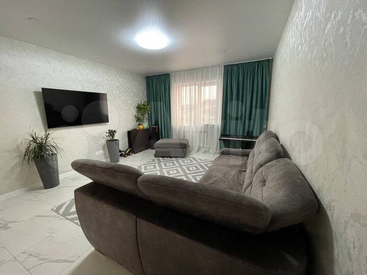 Дом 183 м² на участке 6 сот.