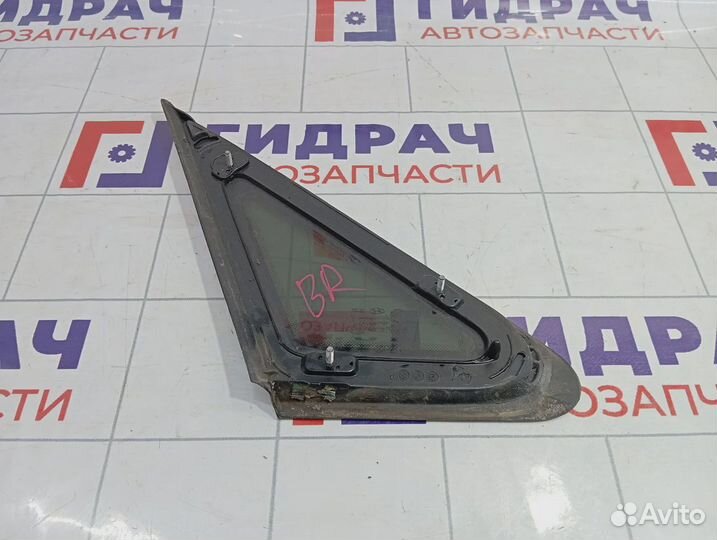 Стекло кузовное глухое правое Hyundai i30 (GD) 87820A5010