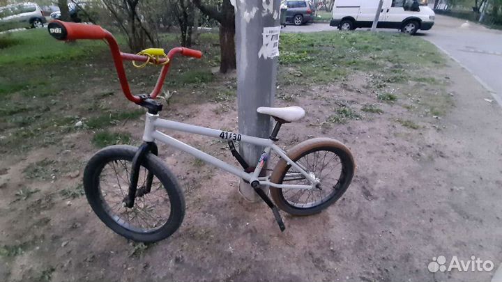 Трюковой велосипед bmx