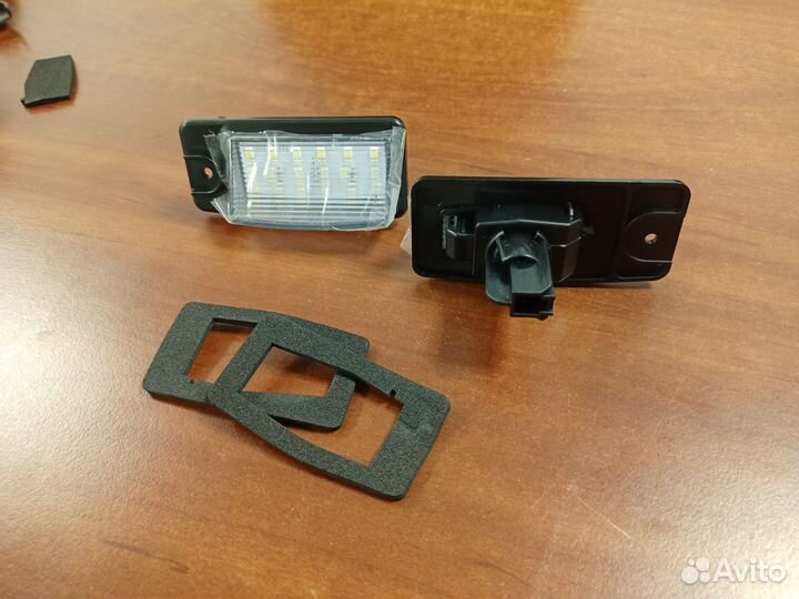 Светодиодная подсветка номера Nissan