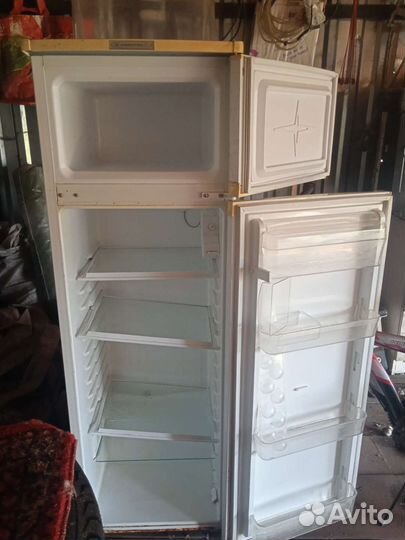 Холодильник бу