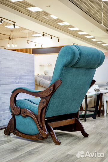 Кресло качалка маятник с подножкой