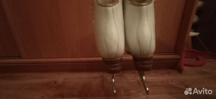 Фигурные коньки Jackson Elle